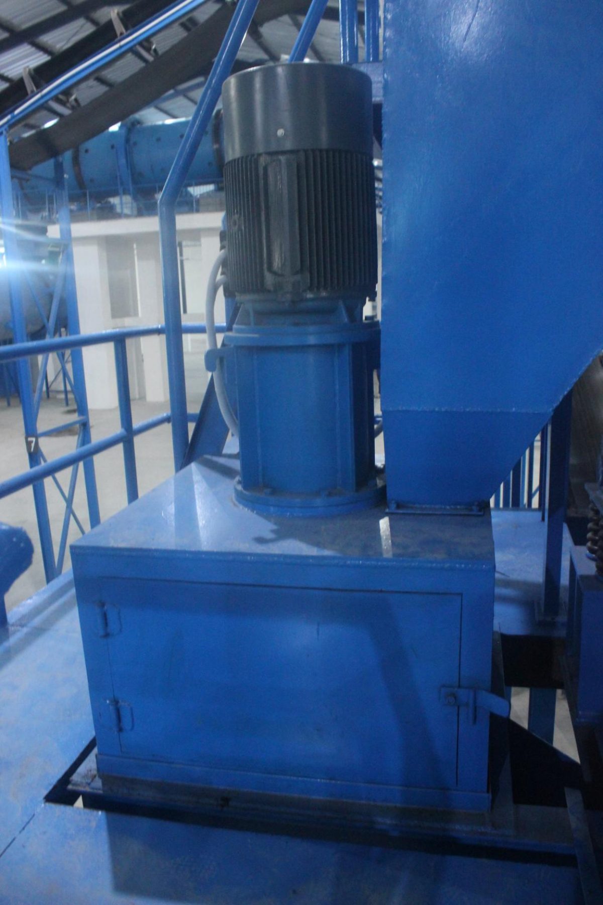 Fertilizer Self-cleaning Crusher